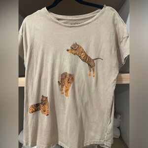 NWOT Vintage Tiger Tee